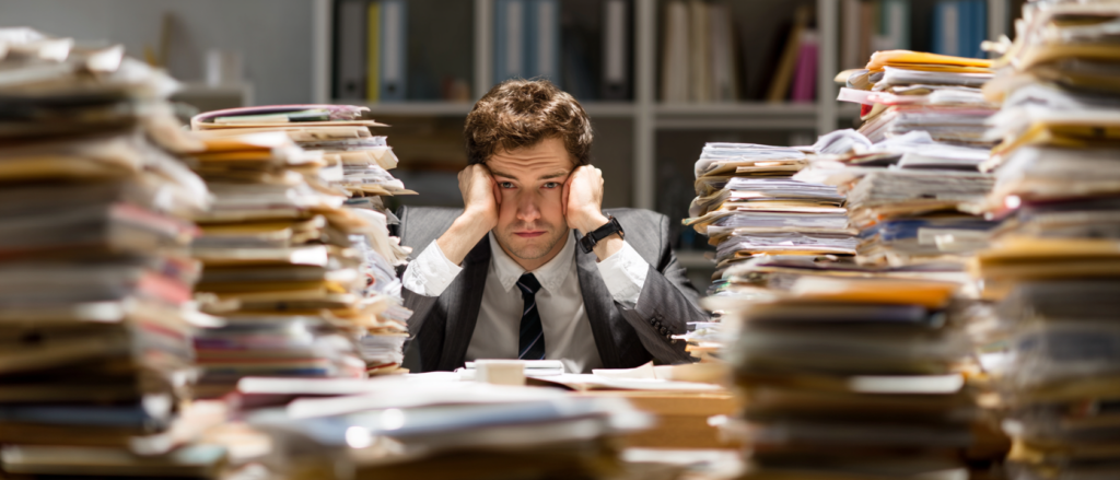 un entrepreneur qui choisit de déléguer gestion administrative